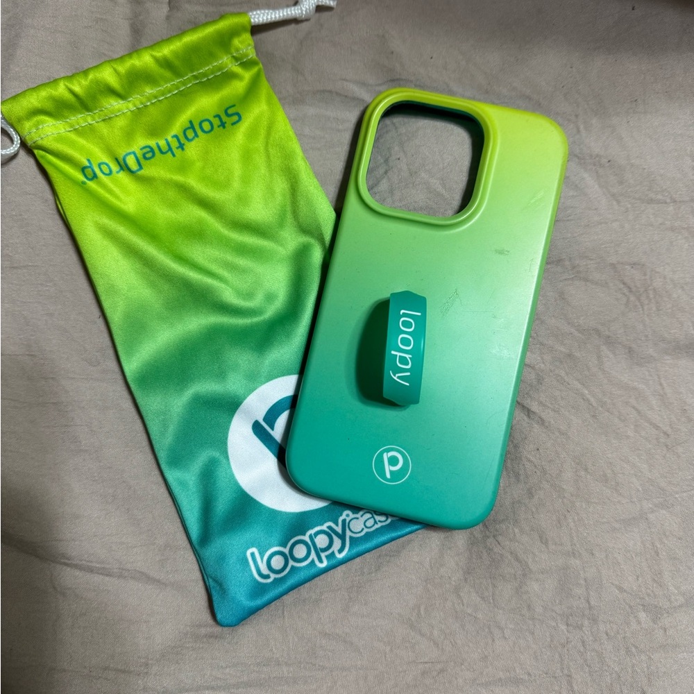 Loopy Case - Green and Blue Gradient